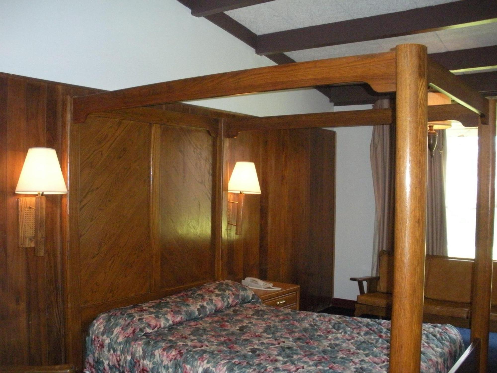 Kings Inn Cleveland Strongsville Eksteriør bilde