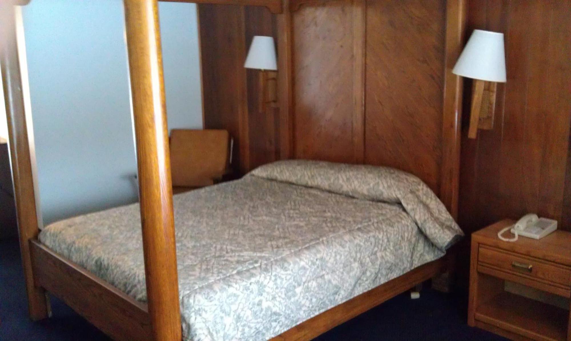 Kings Inn Cleveland Strongsville Eksteriør bilde